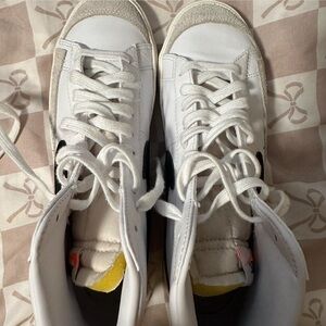 Nike Blazers Women’s Size 10